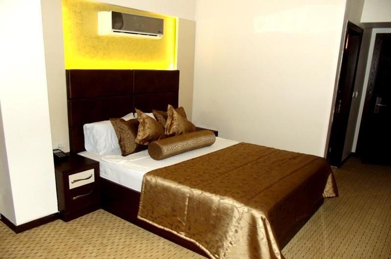 Alya Hotel Burdur Oda fotoğraf
